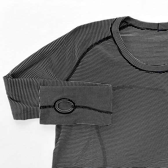 Lululemon Swiftly Tech Long Sleeve Crew 12 *Original Fit Black White Stripe - Picture 3 of 5